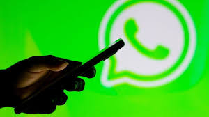 Tweeps reacts as Whatsapp suffers hour-long downtime