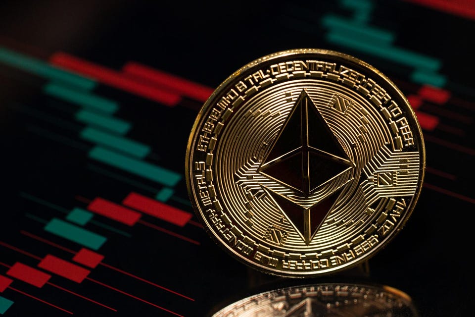Ethereum dips as Whale moves $33m ETH to Binance